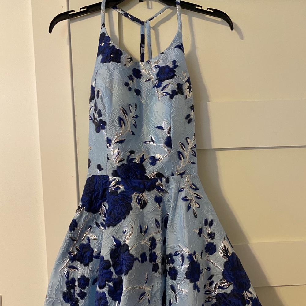 Homecoming / prom dress